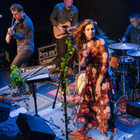 W krainie folku. Koncert grupy Oreada. W krainie folku. Koncert grupy Oreada.