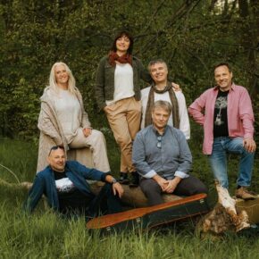 Koncert zespołu Wszystkiego Najlepszego..czyli muzyczna podróż z piosenka poetycką Koncert zespołu Wszystkiego Najlepszego..czyli muzyczna podróż z piosenka poetycką